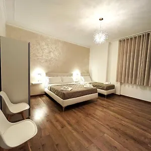 https://effe-home.catania-hotels.net